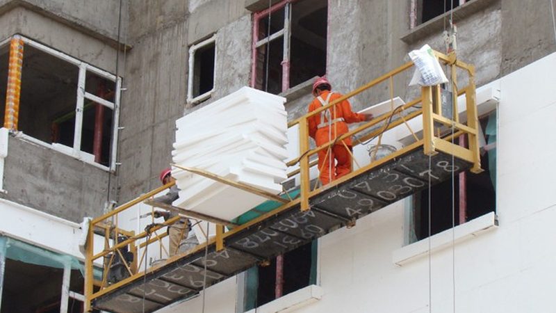 阳台防水：卷材与涂料的本质区别与选择要点