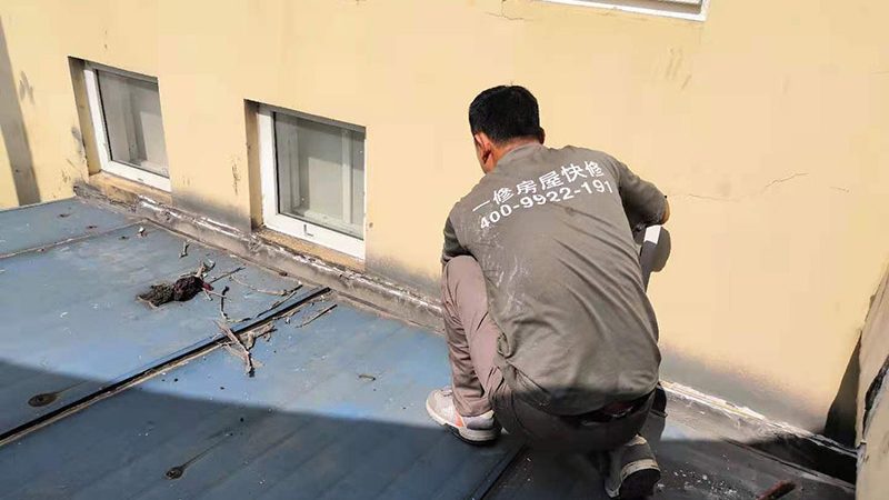 目前市场上常见的环保保温隔热材料主要有以下几种：