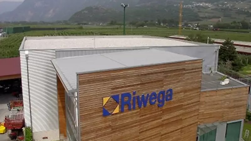 旧房翻新，防水涂料施工攻略：五大关键步骤解析